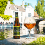 Cerveja Belga Straffe Hendrik Tripel 330ml - De Halve Maan - Imagem 2